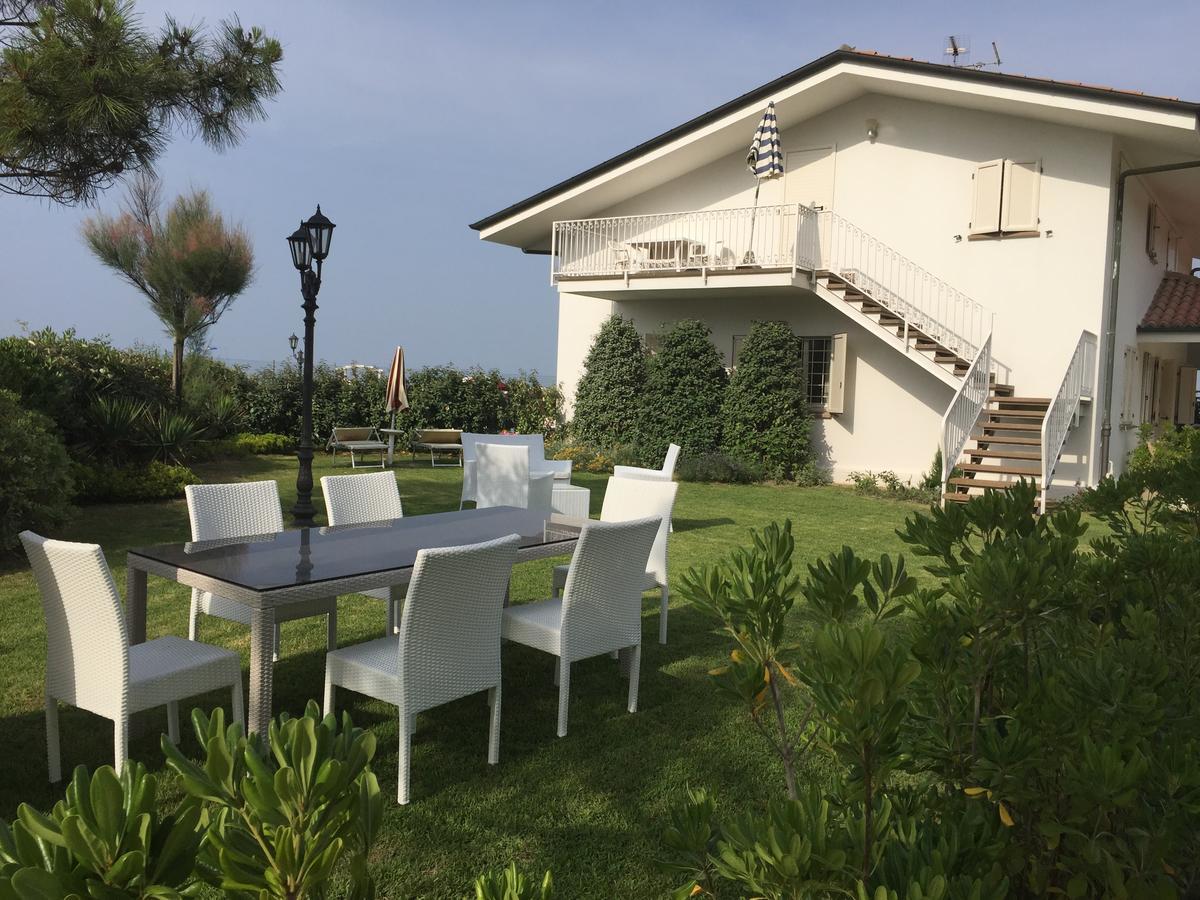 Hotel Locanda Delle Dune 벨레지아아지마리나 외부 사진